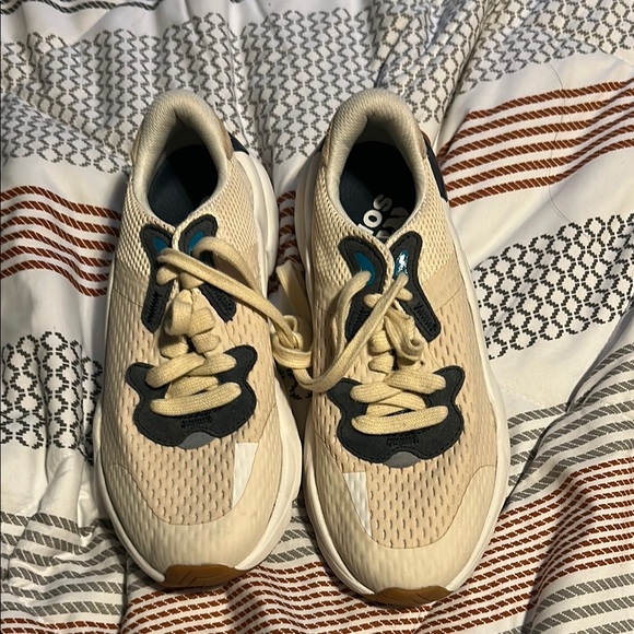 Shoes Athletic By Sorel In White, Size: 9.5